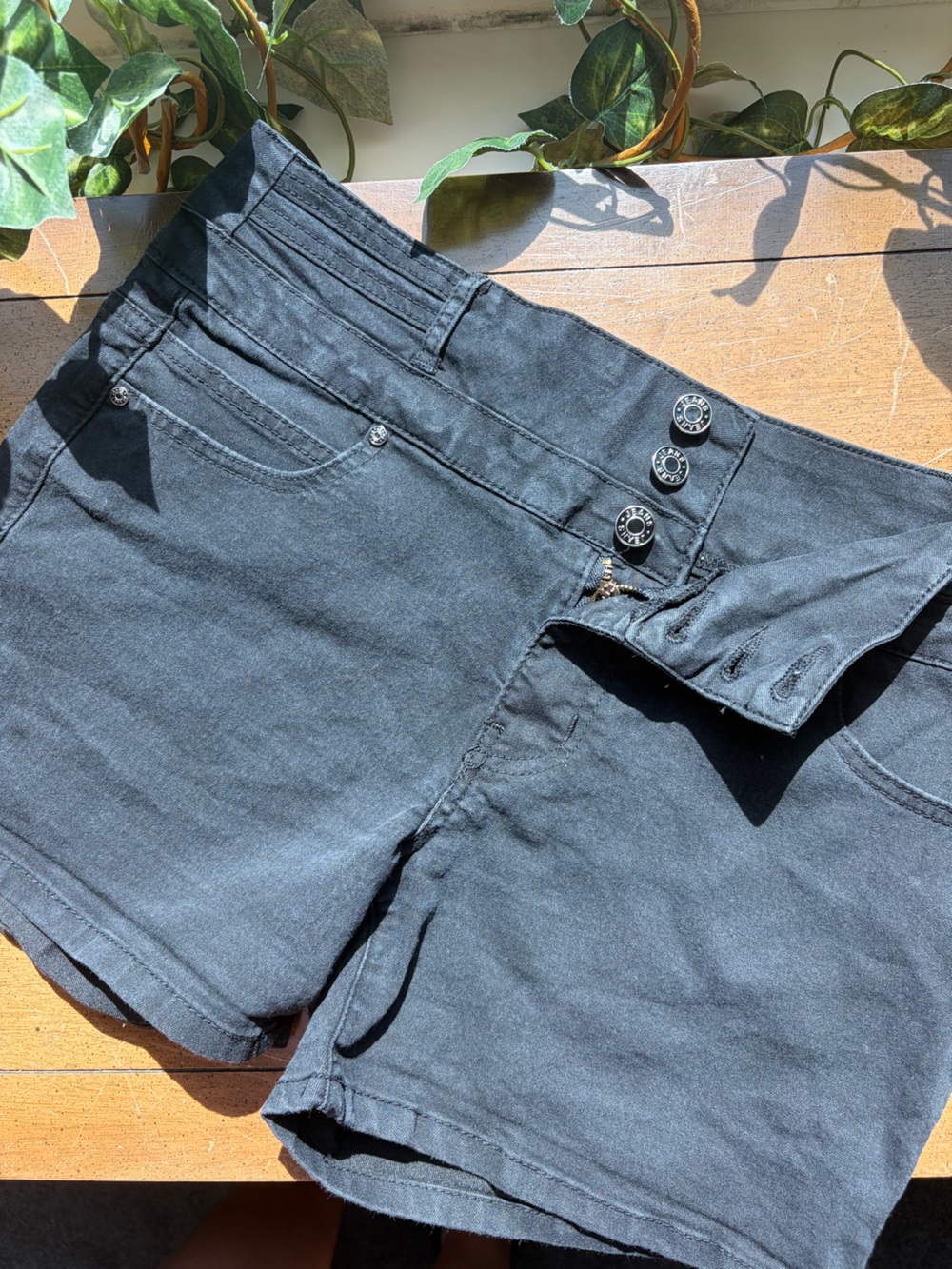 Silver Crush Black High Rise Shorts | Women’s Stretch Denim 3 Button Shorts Size